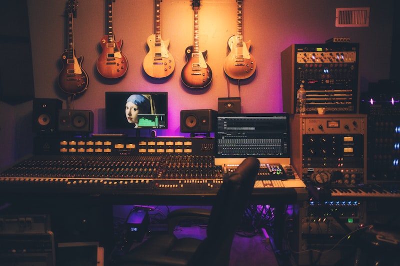 Music Distribution Console